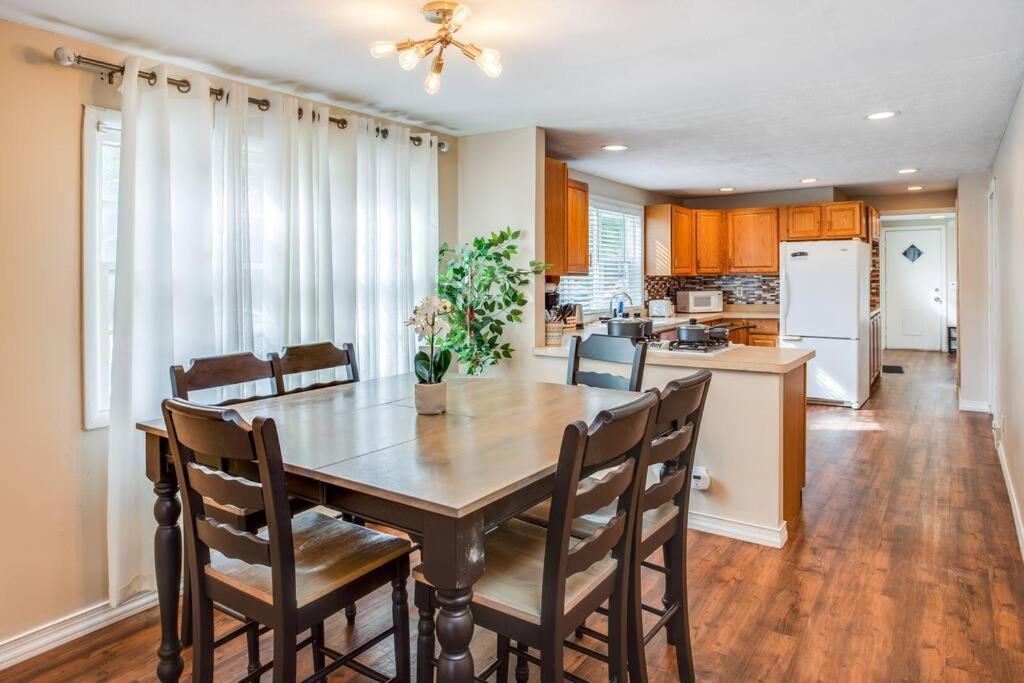 Hébergement de vacances Centric Ranch In The South Ave By Dwtn/uofr/arpt